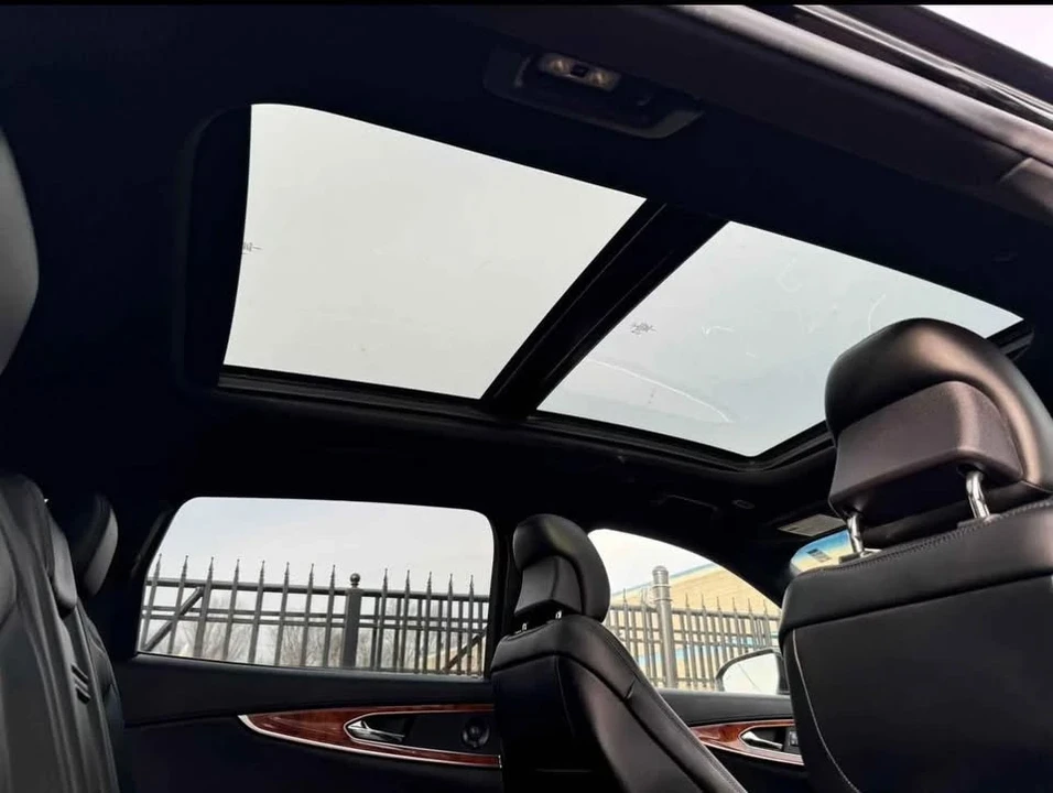2019 Lincoln Nautilus - Image 10 of 15