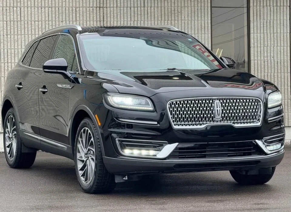 2019 Lincoln Nautilus - Image 2 of 15