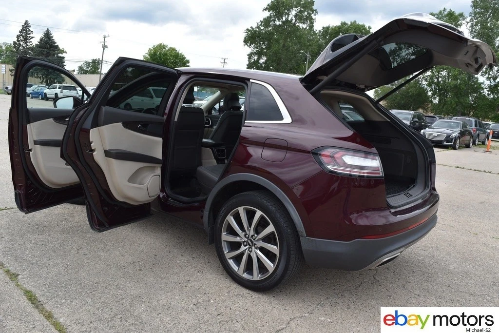 2019 Lincoln Nautilus - Image 18 of 21