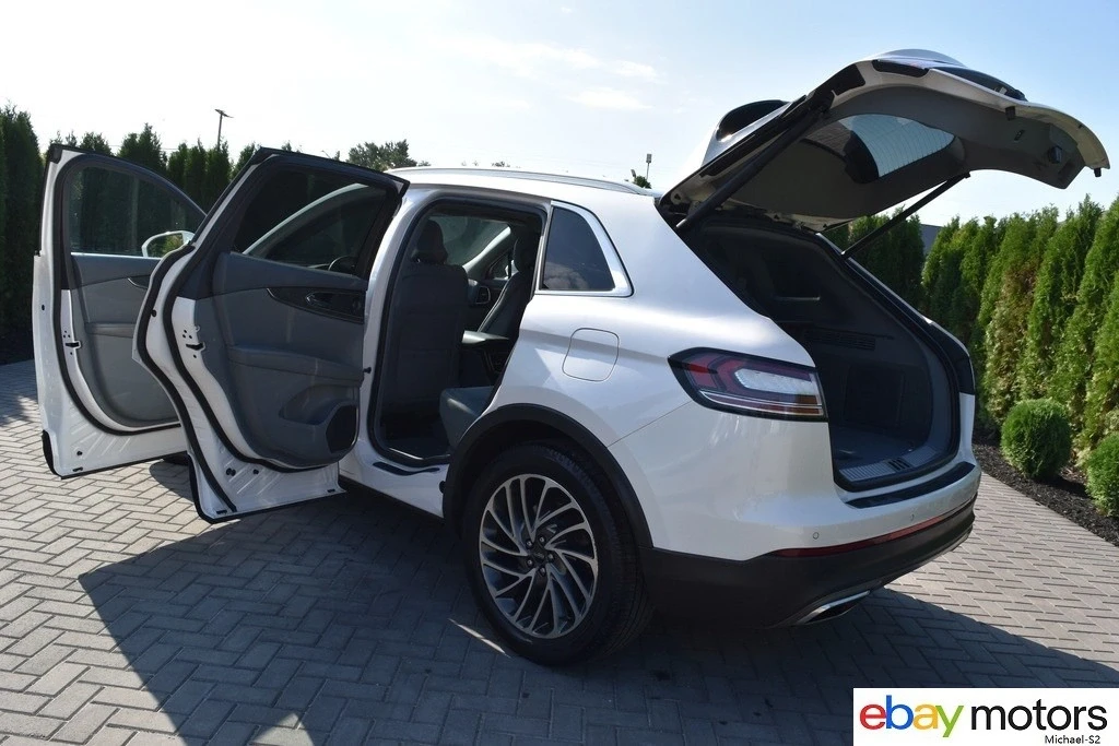 2019 Lincoln Nautilus - Image 18 of 21