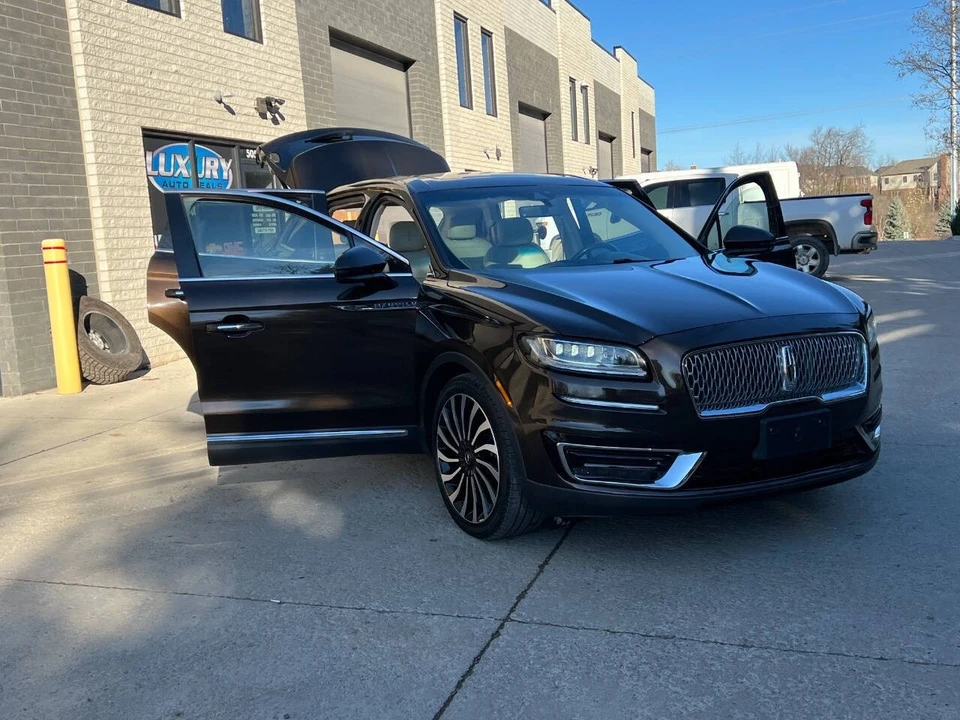 2019 Lincoln Nautilus - Image 16 of 21