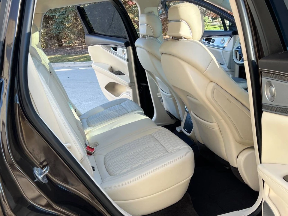 2019 Lincoln Nautilus - Image 18 of 21