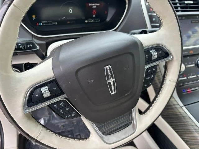 2019 Lincoln Nautilus - Image 11 of 25