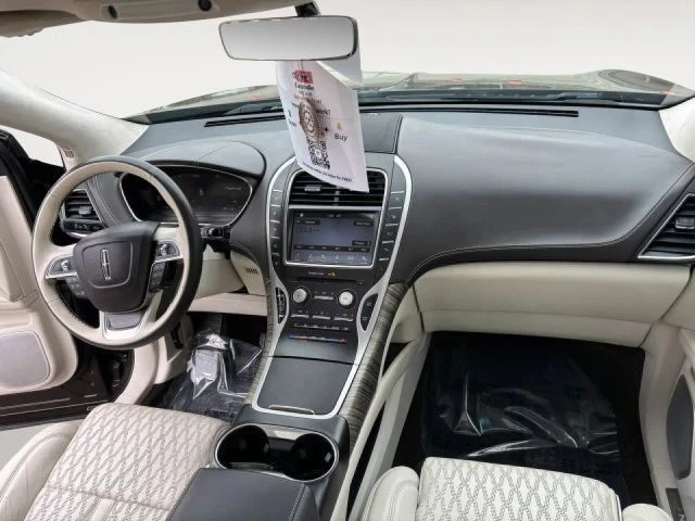 2019 Lincoln Nautilus - Image 18 of 25