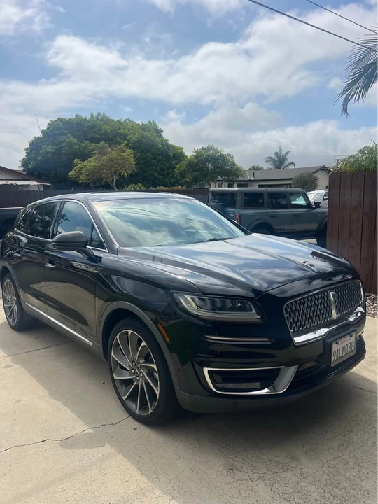 2019 Lincoln Nautilus - Image 2 of 13