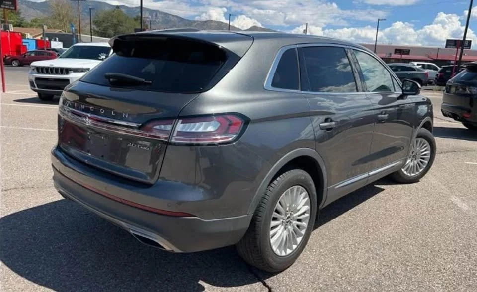 2019 Lincoln Nautilus - Image 2 of 5