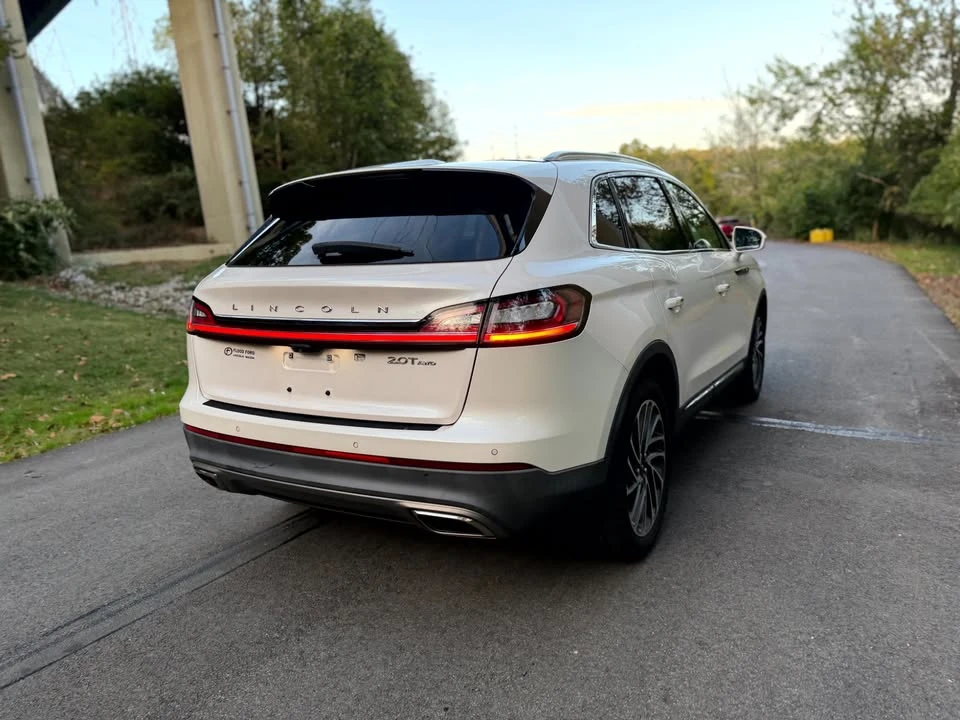2019 Lincoln Nautilus - Image 9 of 20