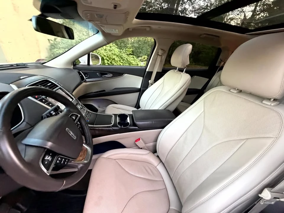 2019 Lincoln Nautilus - Image 15 of 20