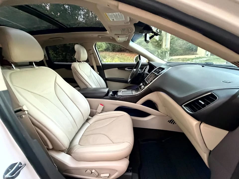 2019 Lincoln Nautilus - Image 19 of 20