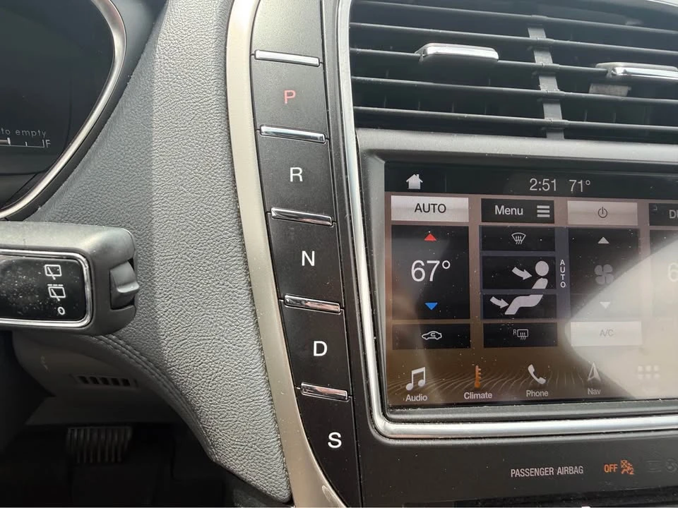 2019 Lincoln Nautilus - Image 18 of 20