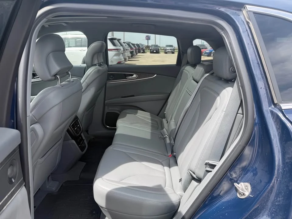 2019 Lincoln Nautilus - Image 9 of 20