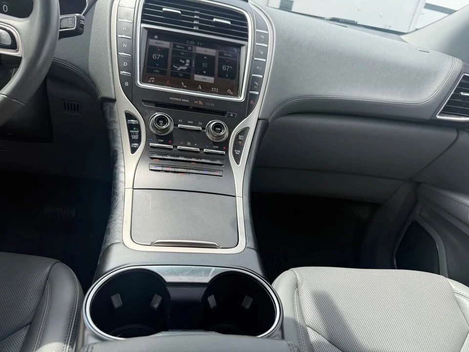 2019 Lincoln Nautilus - Image 16 of 20