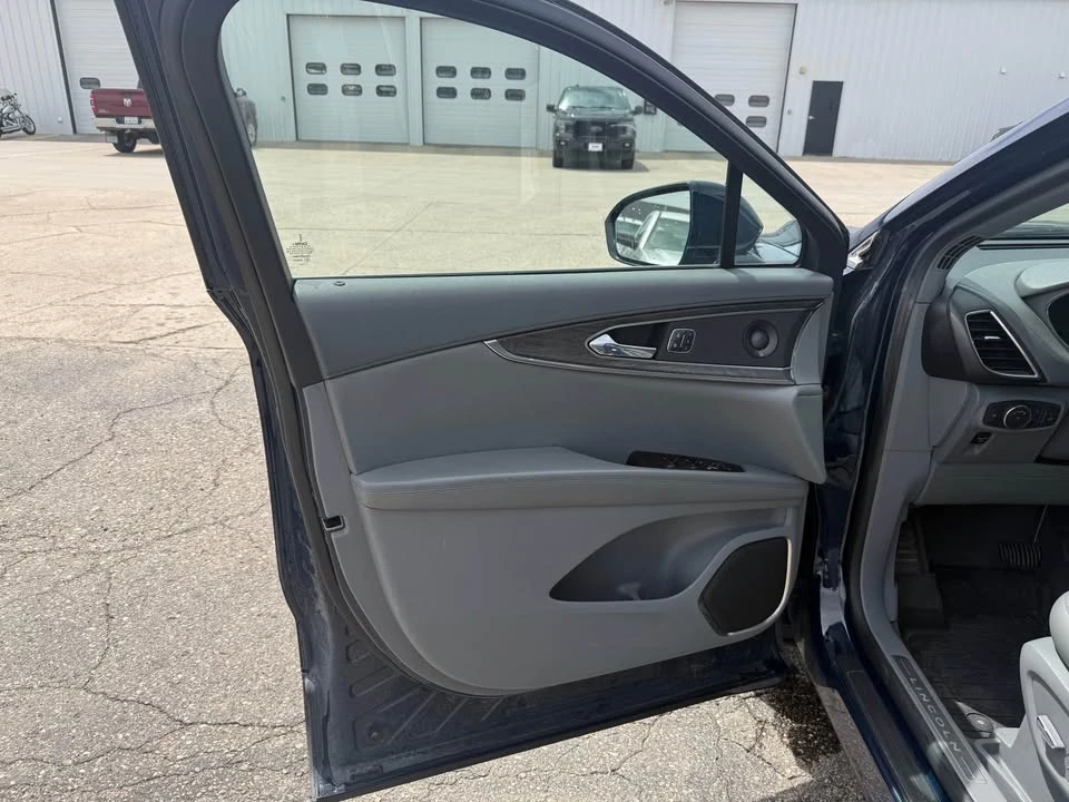 2019 Lincoln Nautilus - Image 7 of 20