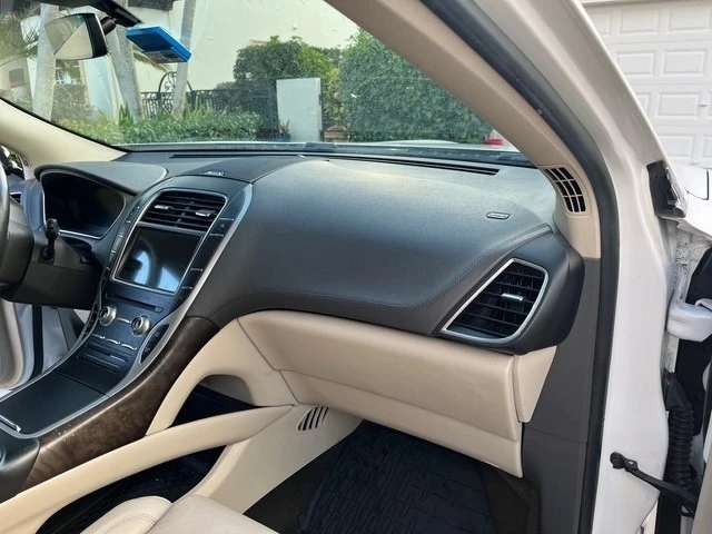 2019 Lincoln Nautilus - Image 13 of 19