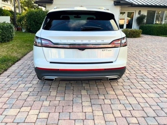 2019 Lincoln Nautilus - Image 8 of 19