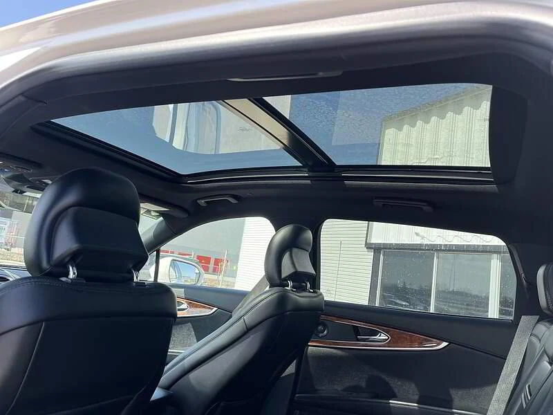 2019 Lincoln Nautilus - Image 6 of 13