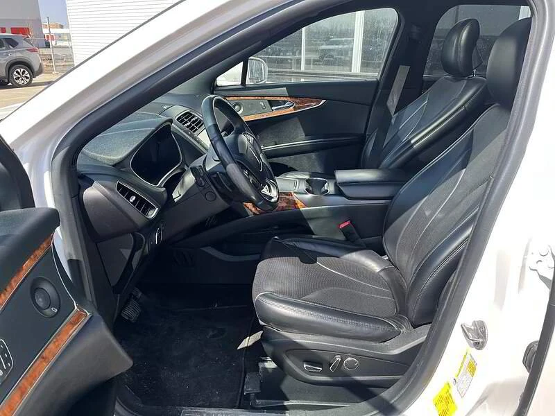 2019 Lincoln Nautilus - Image 4 of 13