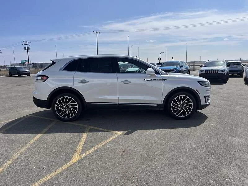 2019 Lincoln Nautilus - Image 2 of 13
