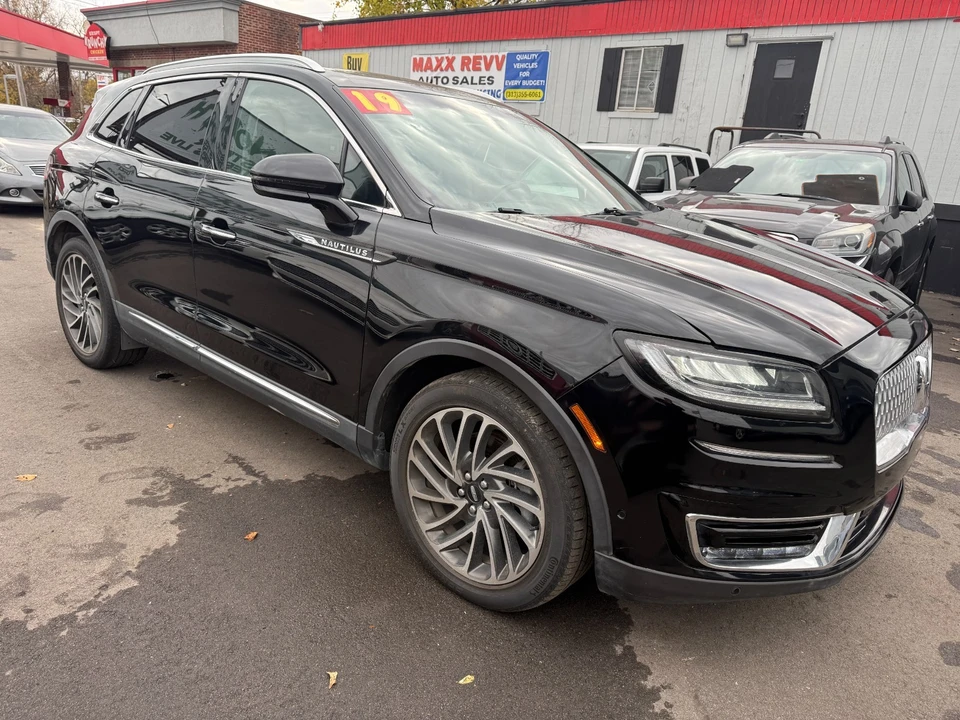 2019 Lincoln Nautilus - Image 2 of 20