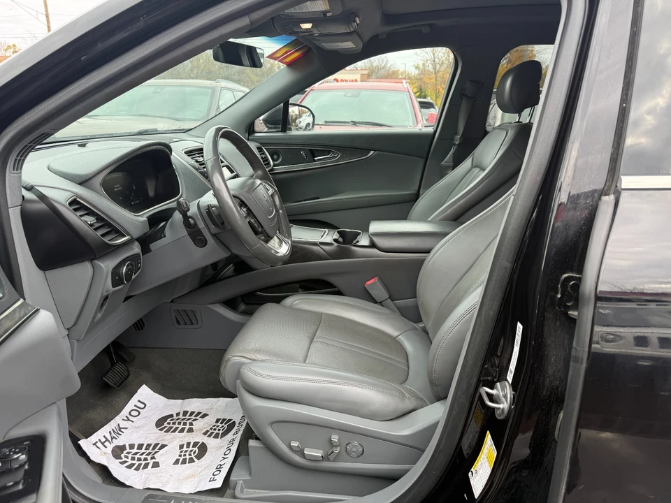 2019 Lincoln Nautilus - Image 12 of 20