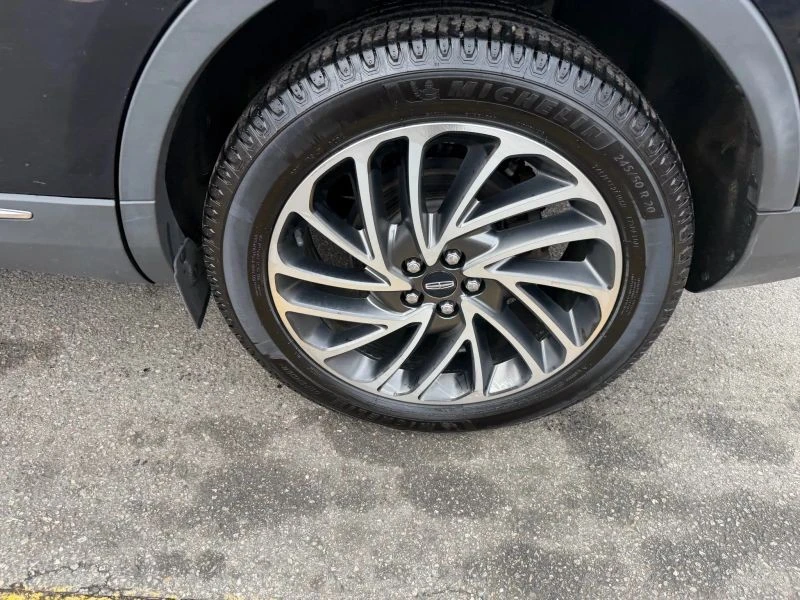 2019 Lincoln Nautilus - Image 9 of 12