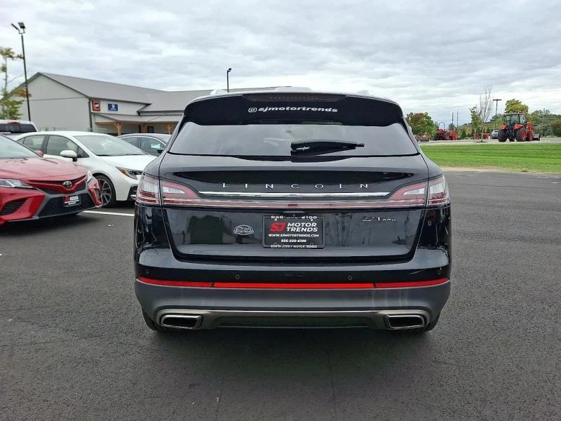 2019 Lincoln Nautilus - Image 5 of 12