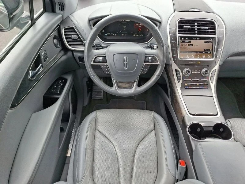 2019 Lincoln Nautilus - Image 11 of 12