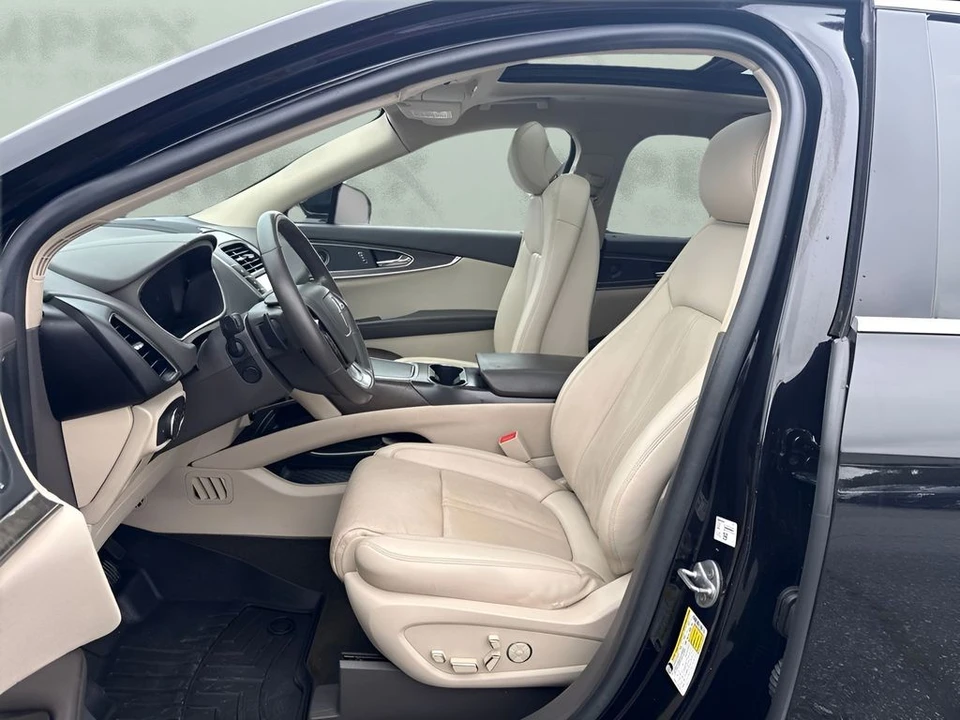 2019 Lincoln Nautilus - Image 5 of 23