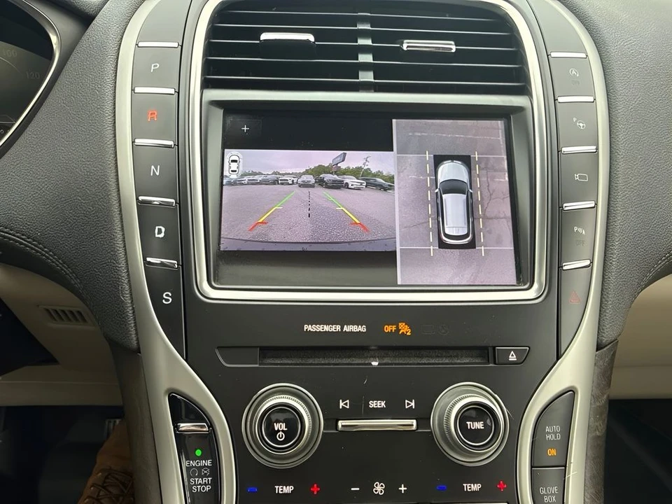 2019 Lincoln Nautilus - Image 11 of 23