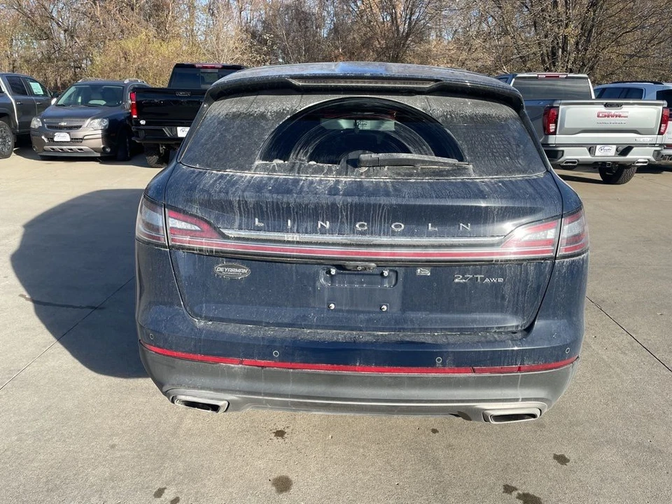 2019 Lincoln Nautilus - Image 8 of 12