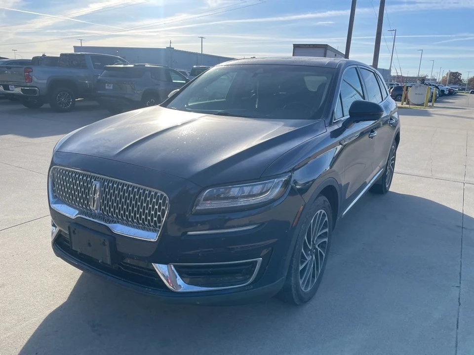 2019 Lincoln Nautilus - Image 3 of 12