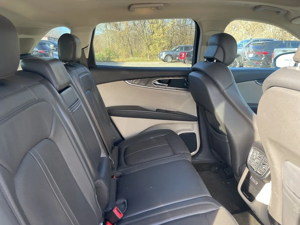 2019 Lincoln Nautilus - Image 12 of 12