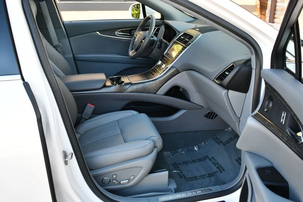 2019 Lincoln Nautilus - Image 19 of 21