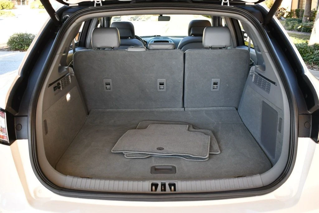 2019 Lincoln Nautilus - Image 16 of 21