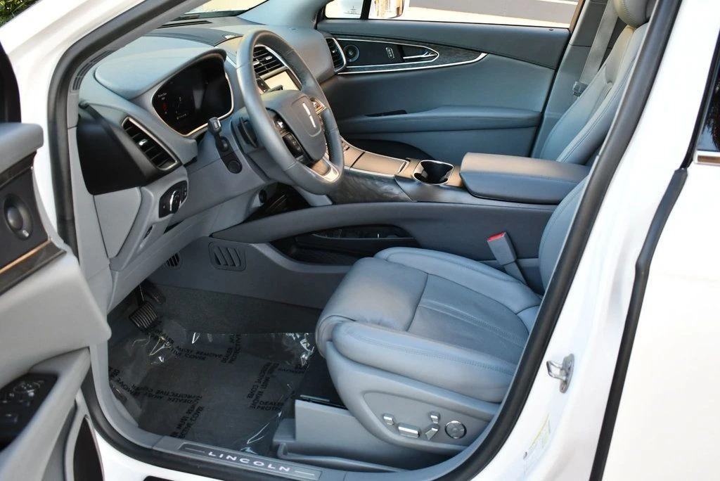 2019 Lincoln Nautilus - Image 14 of 21