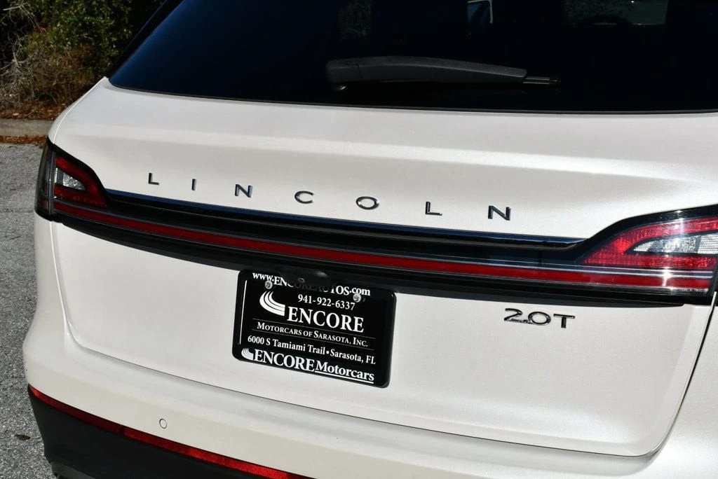 2019 Lincoln Nautilus - Image 10 of 12