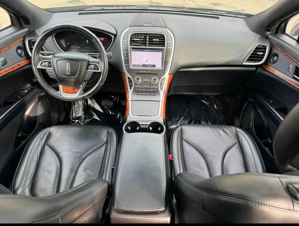 2019 Lincoln Nautilus - Image 10 of 16