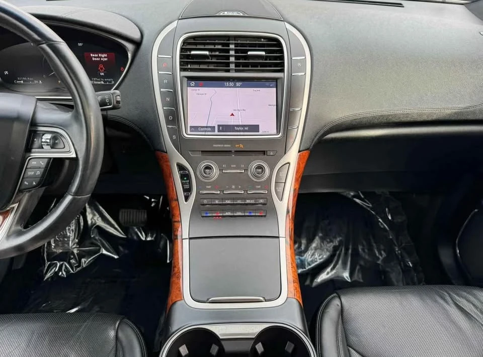 2019 Lincoln Nautilus - Image 16 of 16