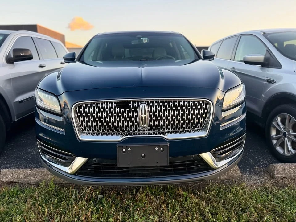 2019 Lincoln Nautilus - Image 2 of 10