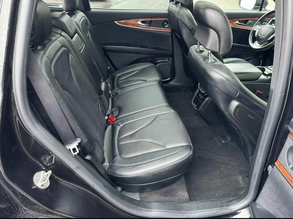2019 Lincoln Nautilus - Image 7 of 16