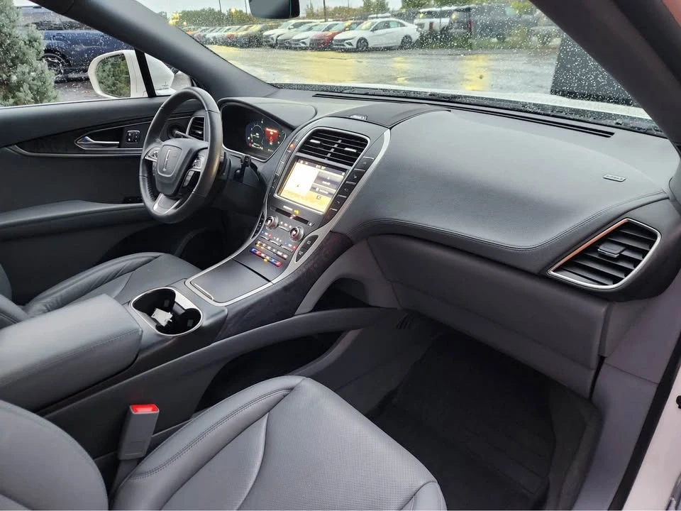 2019 Lincoln Nautilus - Image 11 of 20