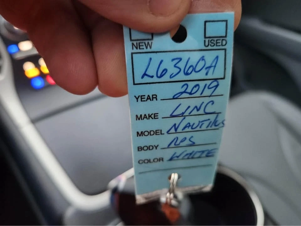 2019 Lincoln Nautilus - Image 19 of 20