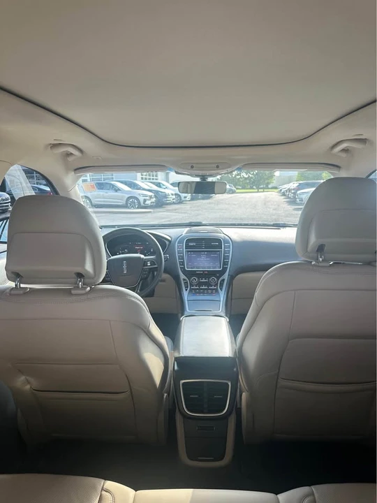 2019 Lincoln Nautilus - Image 11 of 16