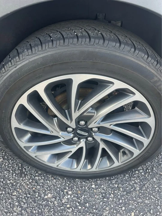 2019 Lincoln Nautilus - Image 8 of 16