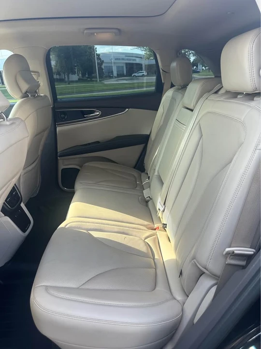 2019 Lincoln Nautilus - Image 12 of 16
