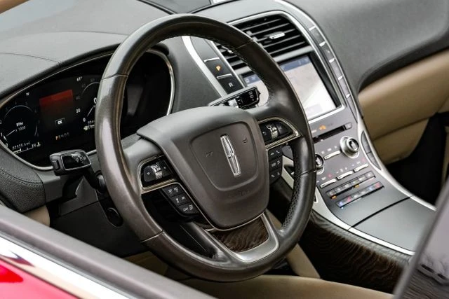2019 Lincoln Nautilus - Image 19 of 21