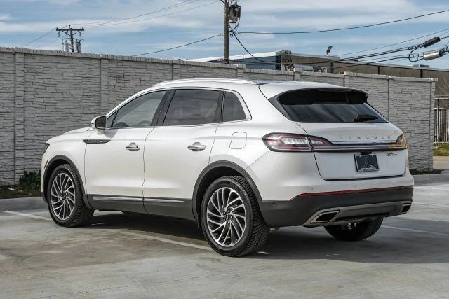 2019 Lincoln Nautilus - Image 12 of 21