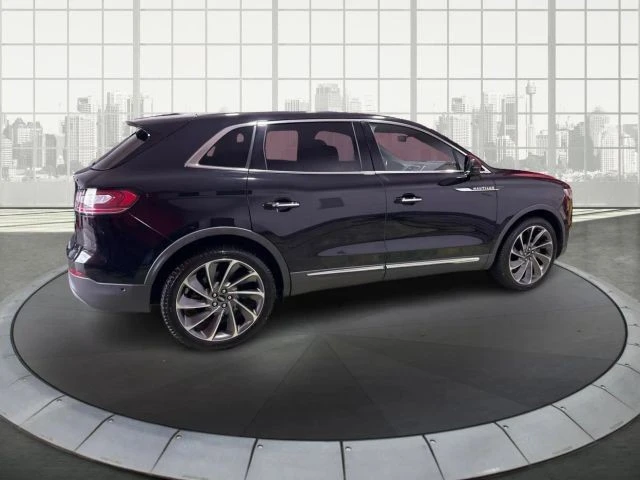 2019 Lincoln Nautilus - Image 2 of 21