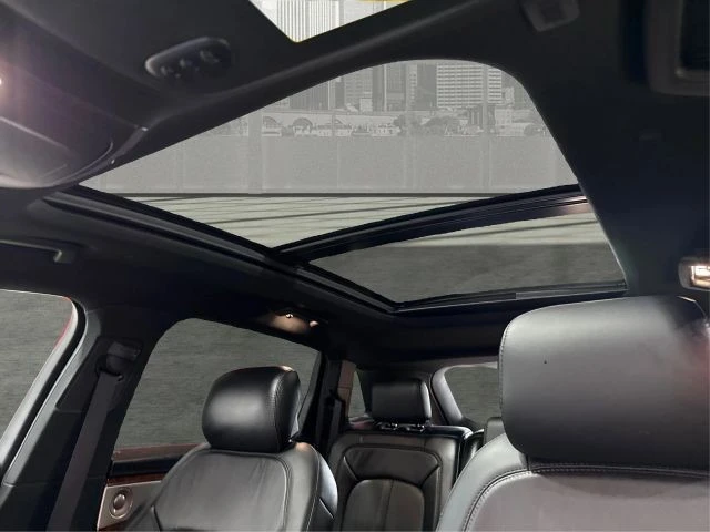 2019 Lincoln Nautilus - Image 12 of 21