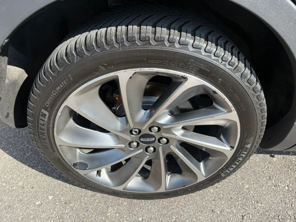2019 Lincoln Nautilus - Image 11 of 24